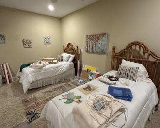 twin beds
