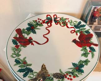 Royal Norfolk Cardinal Christmas
