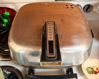 vintage Hoover Electric Fry Pan and Broiler
