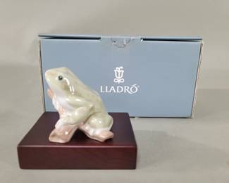 Lot 403 Lladro Luck Frog porcelain figurine in its