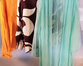 Lot 392 Group of womens vintage tops and peinoir