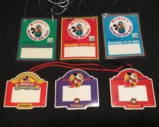 Lot 406h Disneyland 1993 employee badges and passes