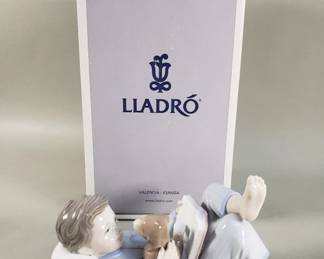 178 Lot 409 Lladro porcelain figure with original packaging