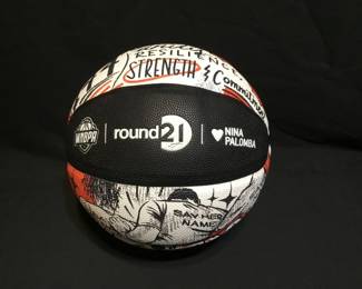 Lot 413h Nina Palomba Round21 WNBPA basketball