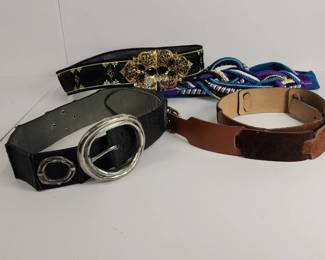 Lot 304h Vintage womans belts, made in Paris, Calderon