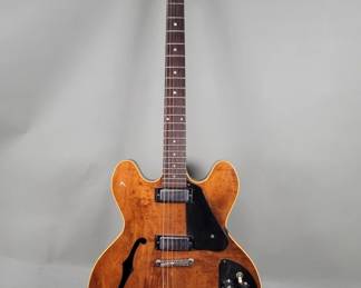 003 Lot 354 Gibson ES325 electric guitar with hard case
