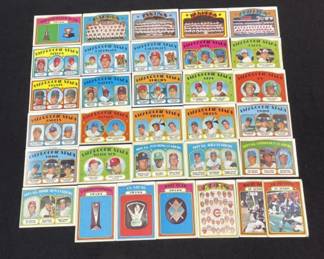 Lot 332h Lot of 1972 Topps baseball cards