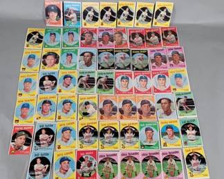 157 Lot 270 Group of 1959 Topps baseball cards