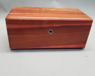 Lot 295 Lane advertising souvenir cedar chest