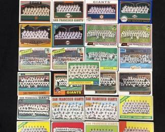 Lot 382h Lot of vintage San Francisco Giants team cards