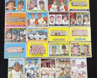 Lot 380h Lot of 1960s baseball cards