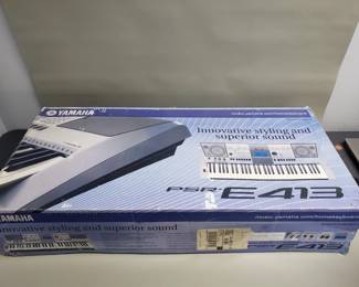177 Lot 408 Yamaha PSRE413 keyboard