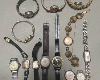 Lot 85 14 vintage womens watches