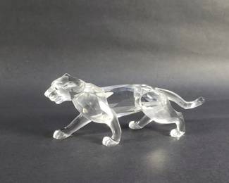 139 Lot 52 Swarovski crystal leopard figurine