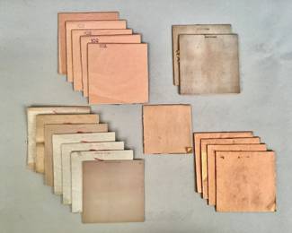 090 Lot 477 Vintage artisan gilding leaf collection, 19 booklets