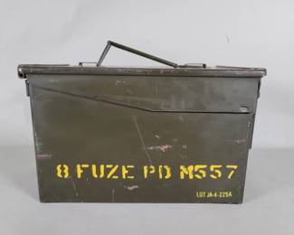 Lot 278 Vintage military style ammunition box