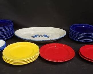 Lot 618 Group of ceramic, stoneware plates and trays