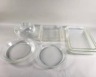 Lot 588 Group of Pyrex cassarole and baking dishes some