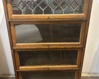 031 Lot 650h Midcentury oak barristerstyle bookcase