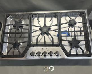 043 Lot 296 Thermador Masterpiece 36inch gas cooktop