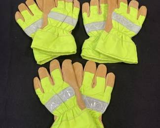 Lot 388h Lot of leather and nylon work gloves