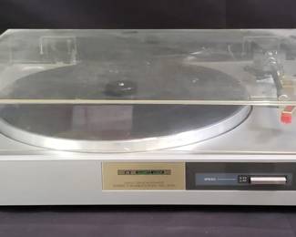 183 Lot 451 Vintage Sony PSLX310 directdrive turntable