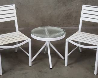 047 Lot 30 Brown Jordan Regent II chairs with side table