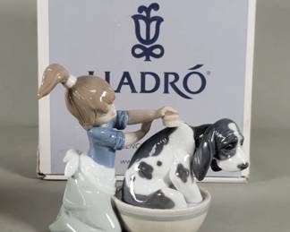 Lot 290 Lladro porcelain Bashful bather figurine in original box. figure is