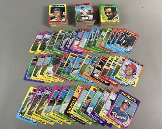 Lot 279 Group of 1975 Topps baseball cards