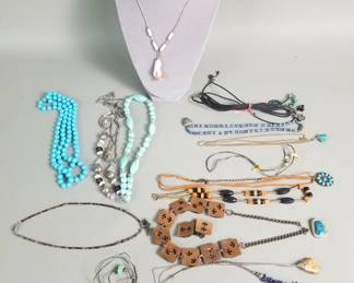 Lot 303 Group of vintage costume jewelry necklaces