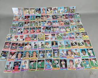 Lot 282 Group of 1976 Topps baseball cards