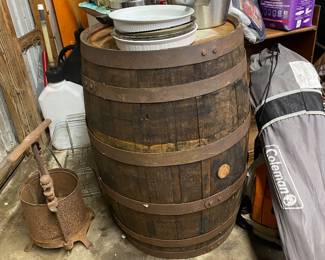 Whiskey barrel