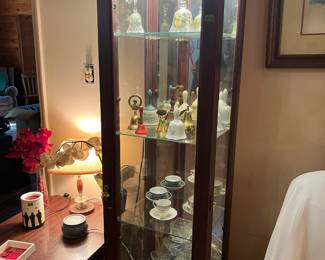 Lighted curio cabinet, small
