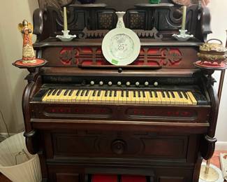 Pipe organ
