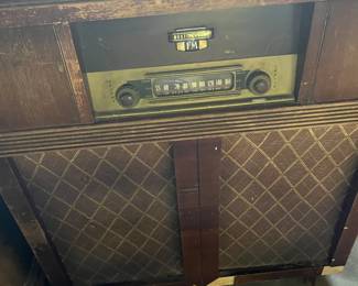 Antique radio in case #2