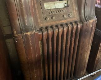 Antique radio in cabinet