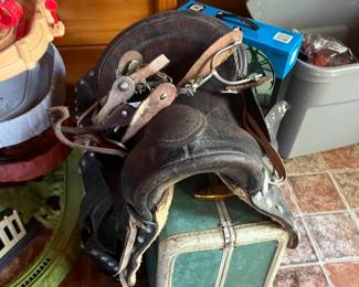 Saddle