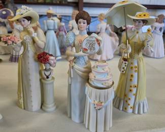 Avon Albee Award Figurines 2000's