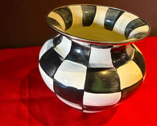 Lot 85: MacKenzie-Childs Black and White Checkered Ceramic Bowl