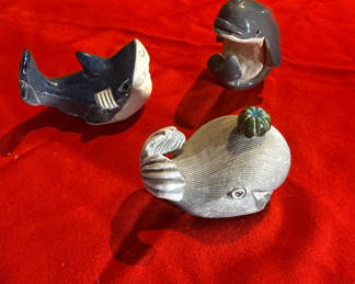 Lot 59: Artesenia Rinicona Three Whale and Shark Figurines