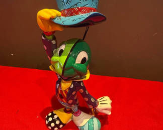 Lot 22: Jiminy Cricket Colorful figurine with tall hat