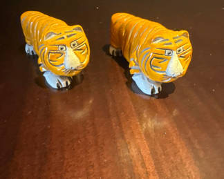 Lot 33: Pair of Tiger Figurines