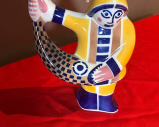 Lot 47: Sargadelos Ceramic Figurative Vase
