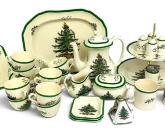 Spode Christmas Tree China Set 30 Pieces