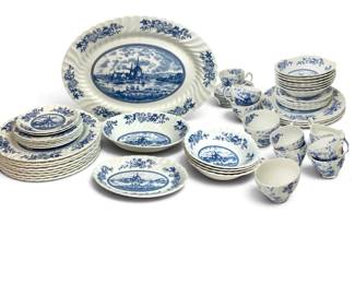 Johnson Brothers Tulip Time Dinnerware Set 20 Pieces