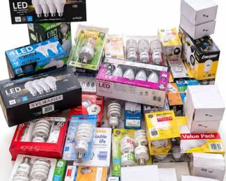 51 HUGELotofLEDCFLAssortedLightBulbs