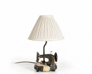 43 VintageSewingMachineTableLampwithPleatedShade
