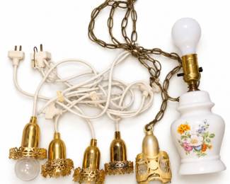 216 VintageFloralTableLampBrassHangingLights