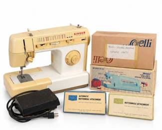205 VintageSingerSewingMachineSewingAccessories
