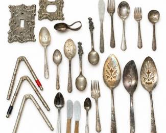 105 VintageSilverplateFlatwareAntiqueMetalwareLot
